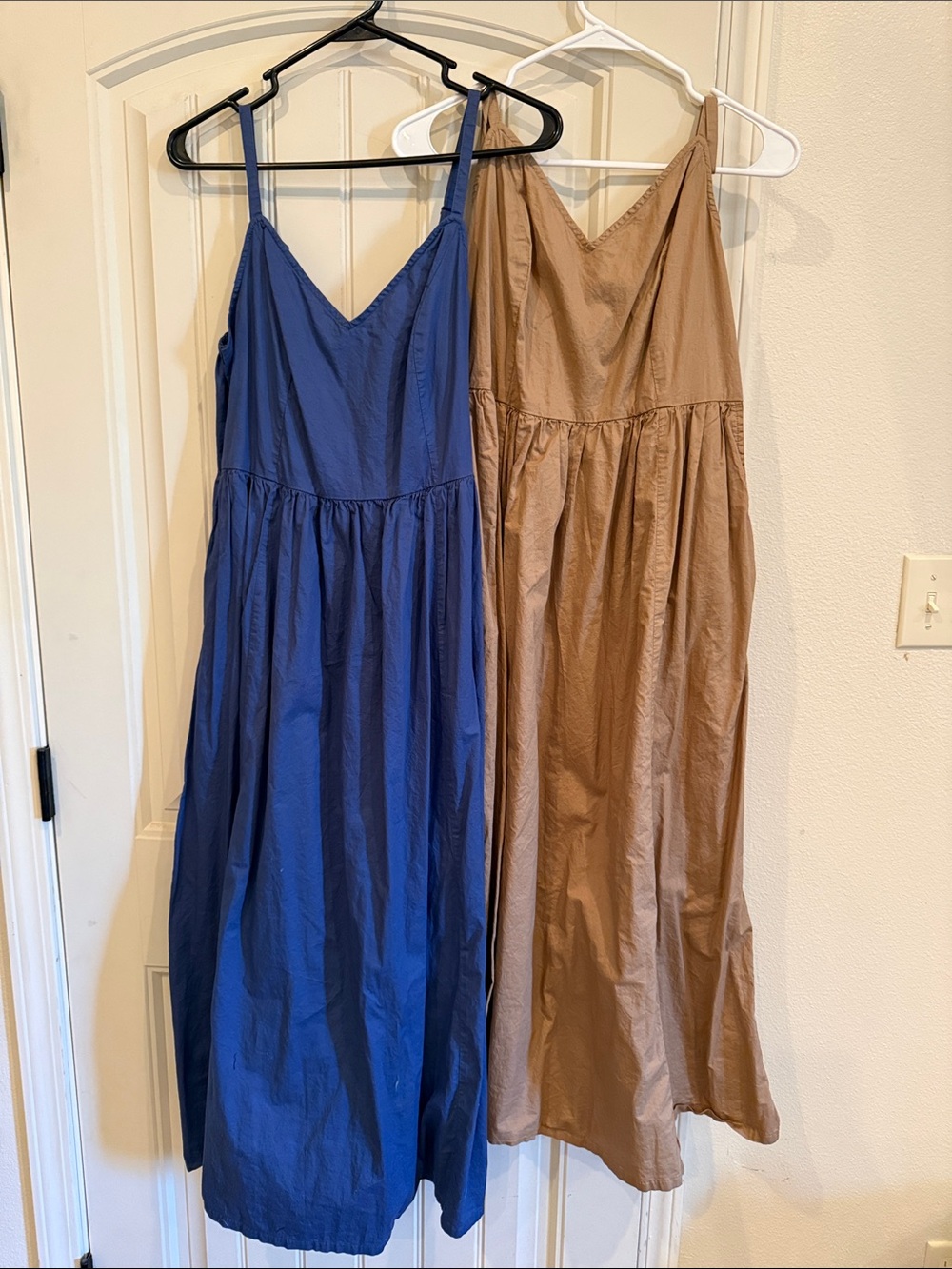 Old Navy Blue and Tan V-Neck Sleeveless Maxi Dress Duo